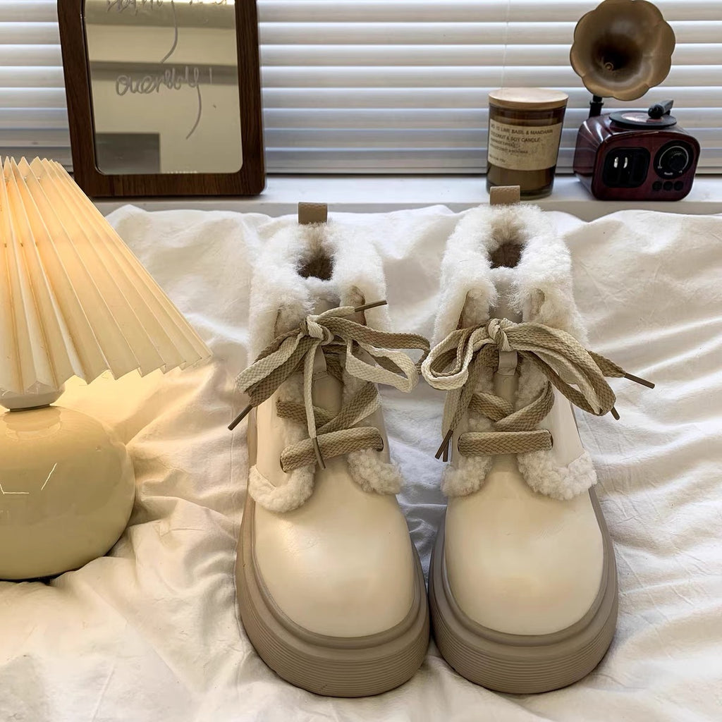 Elmia Cozy Lace Boots