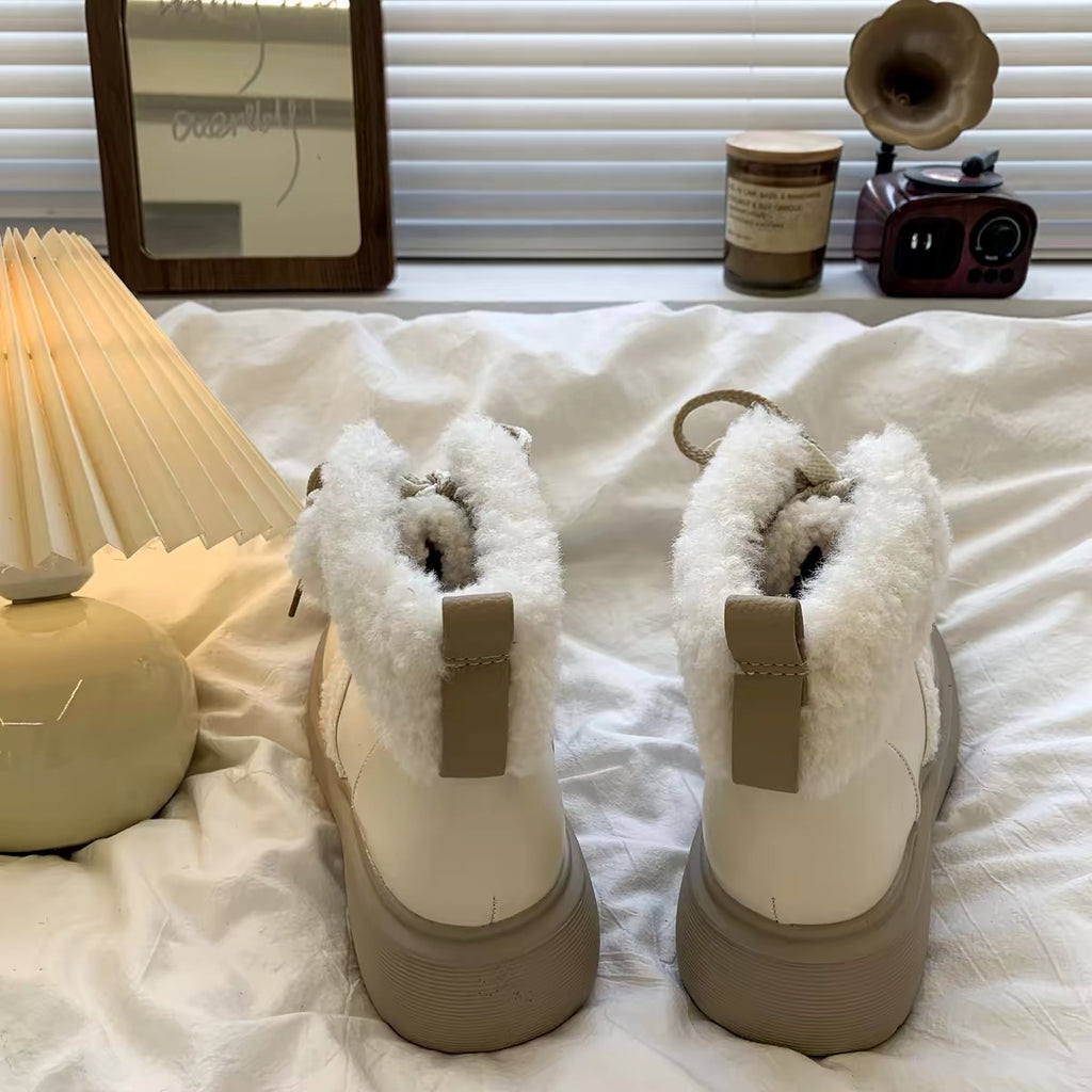 Elmia Cozy Lace Boots