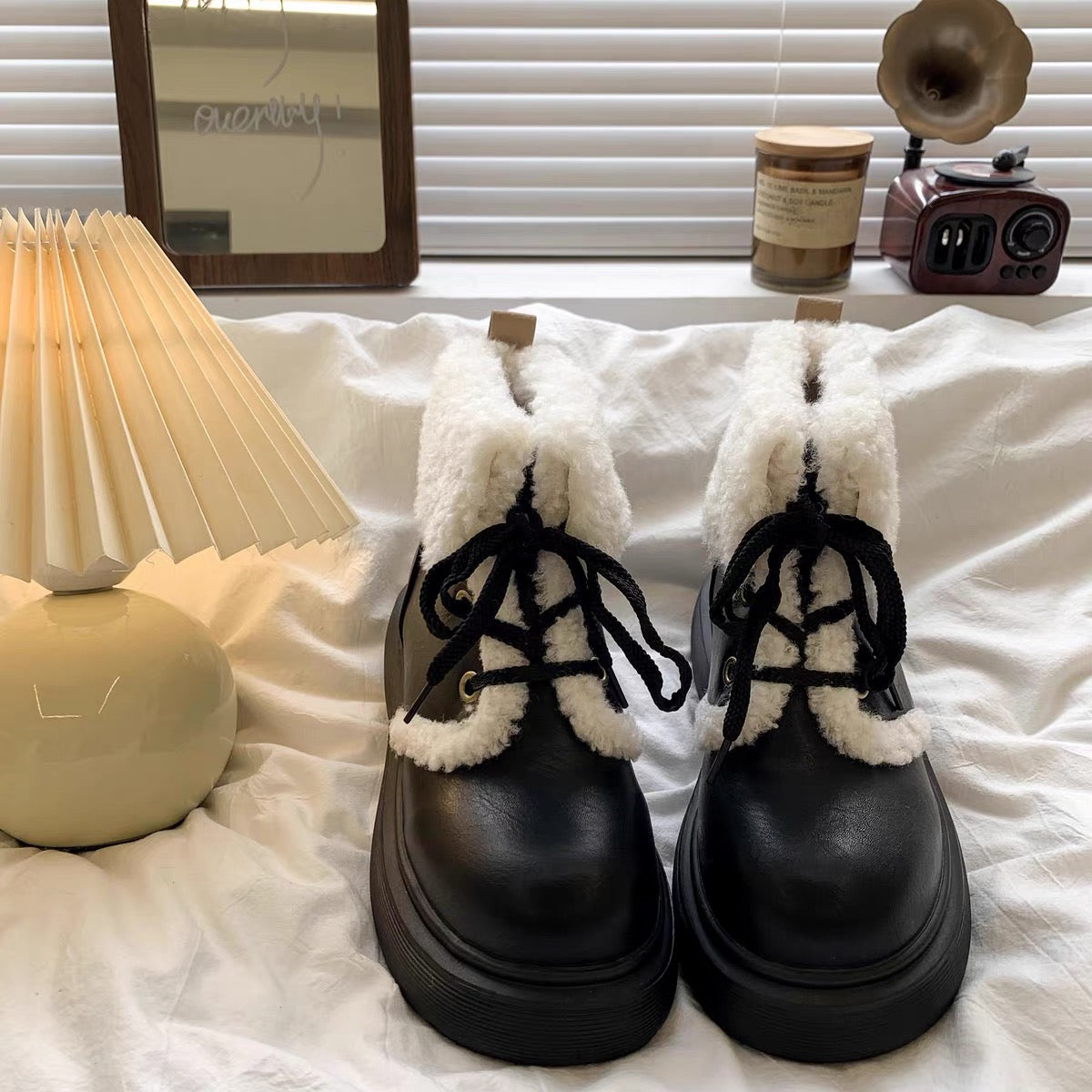 Elmia Cozy Lace Boots