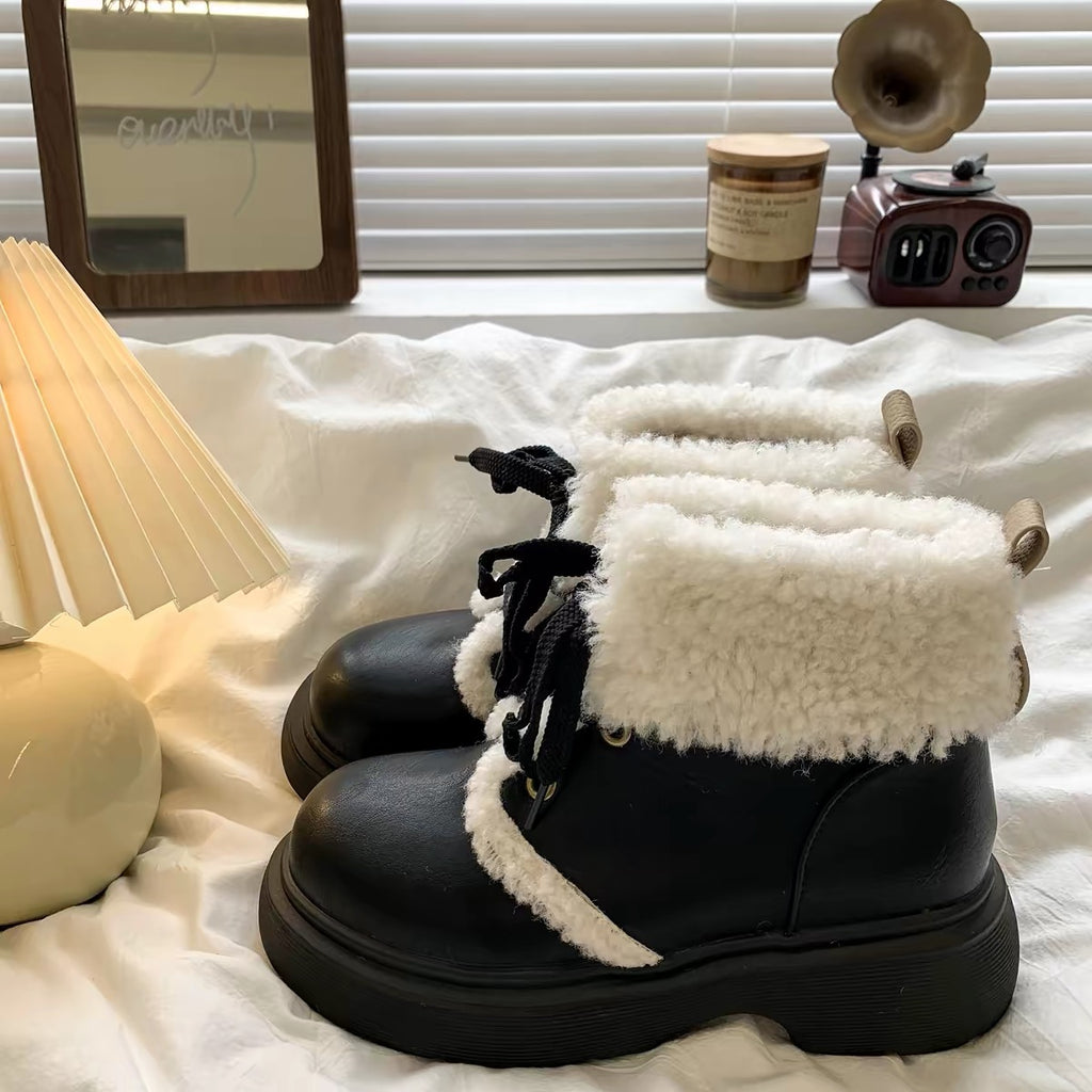 Elmia Cozy Lace Boots