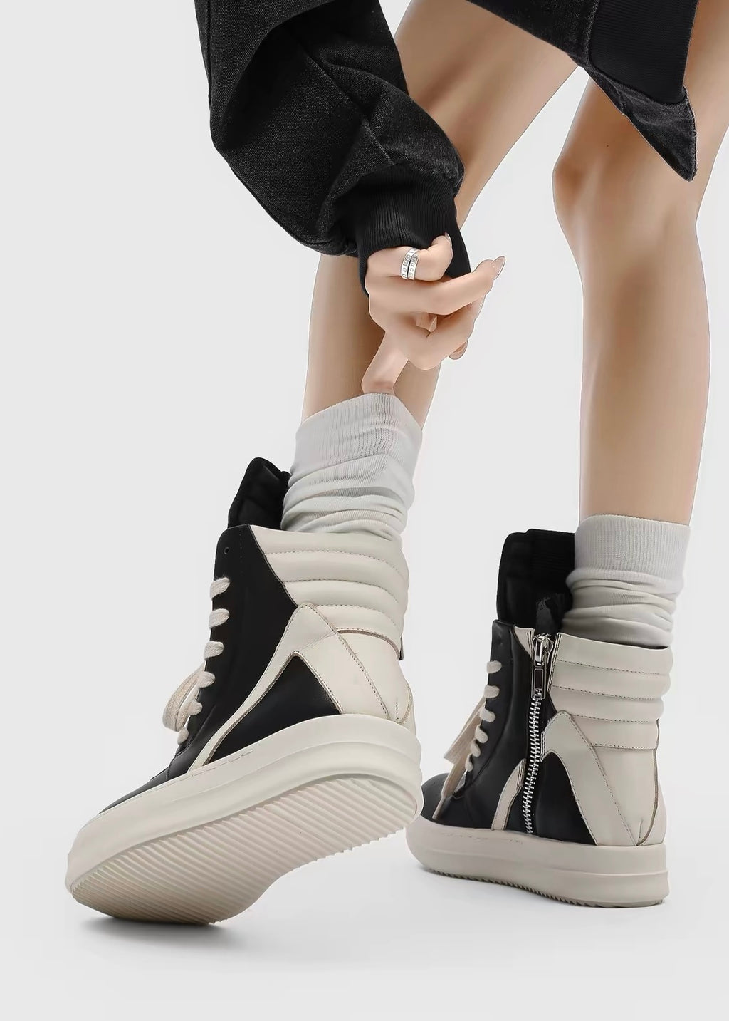 Luna Edge High Sneakers