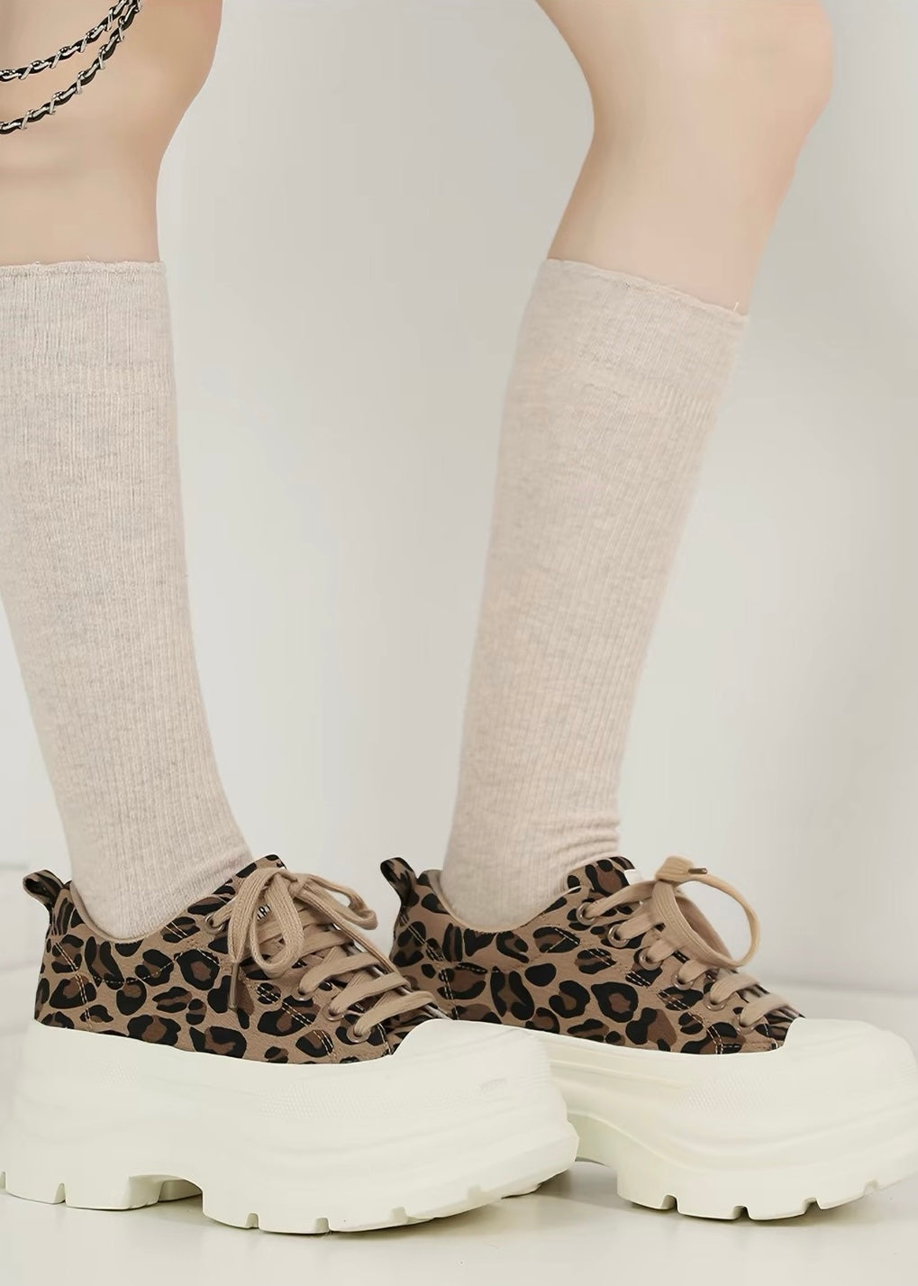 VELORA Platform Sneakers