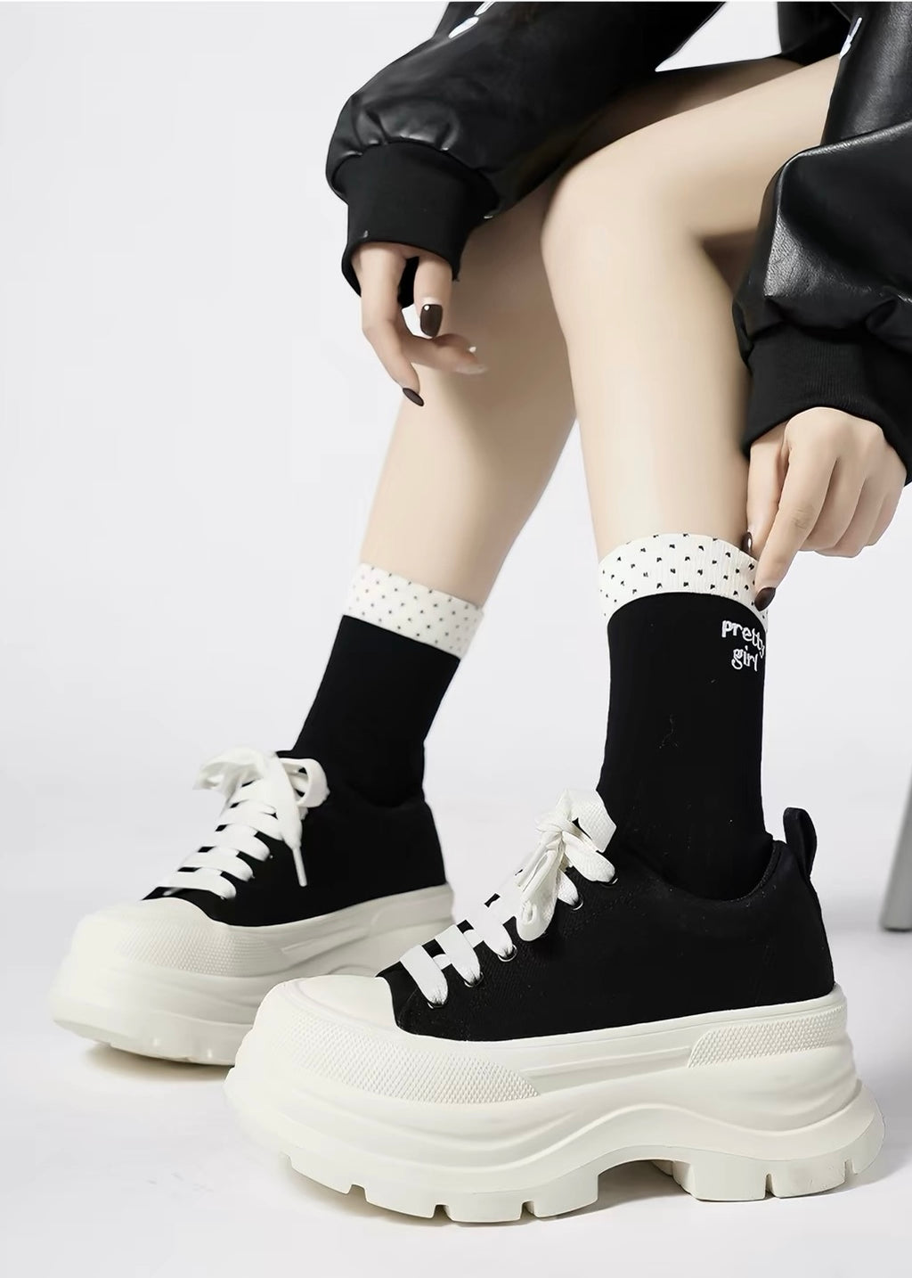VELORA Platform Sneakers
