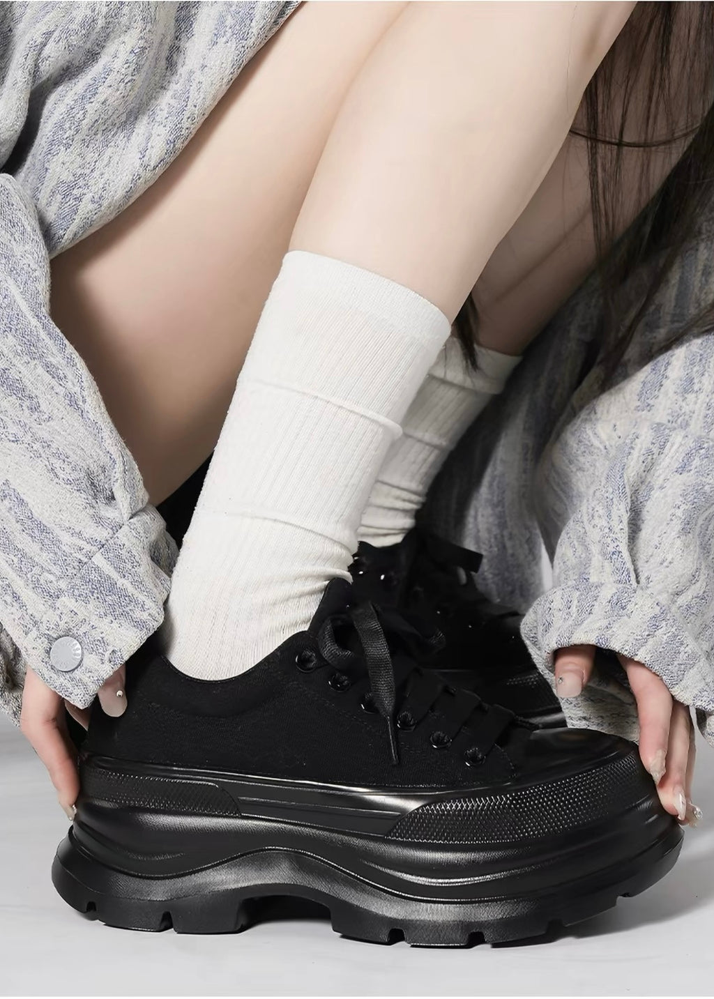 VELORA Platform Sneakers