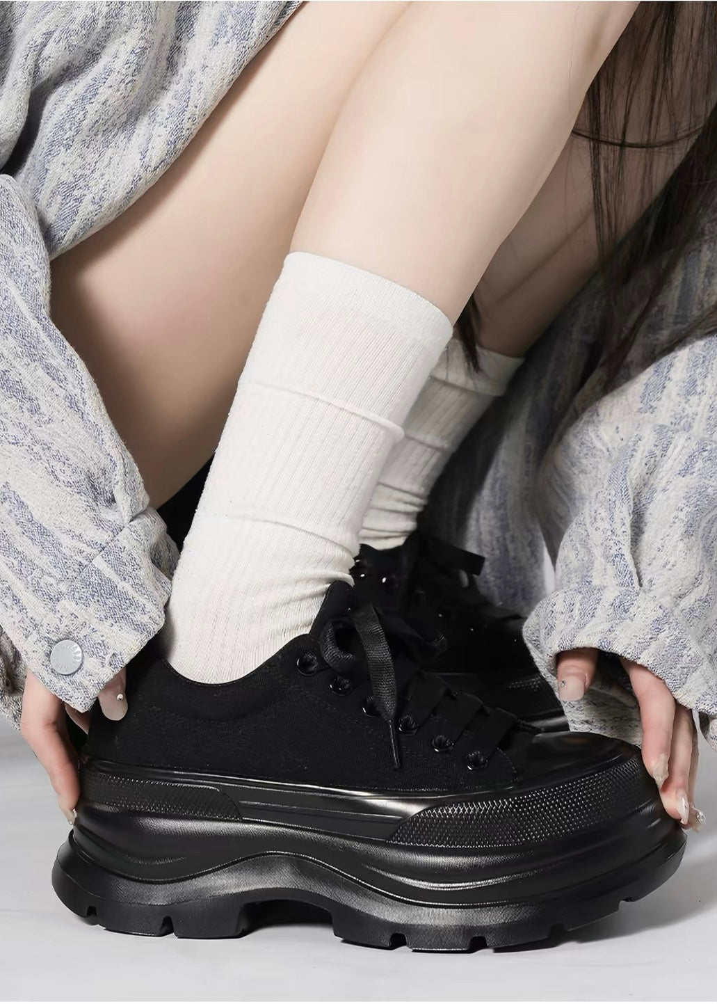 VELORA Platform Sneakers